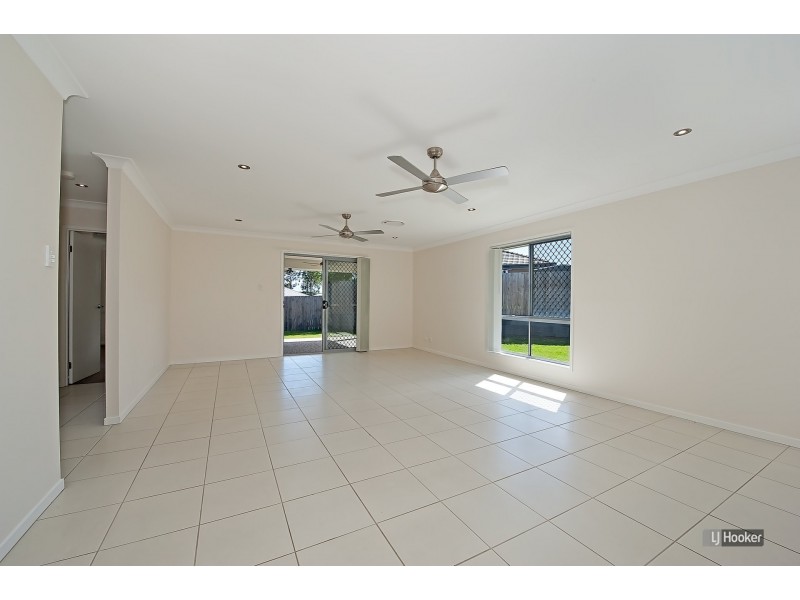 7 Marmoset Circuit, Dakabin QLD 4503
