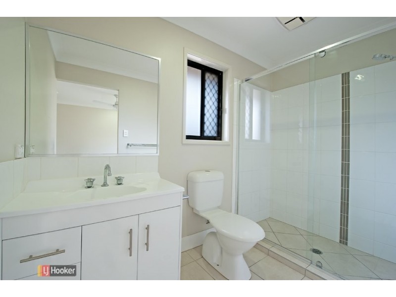 7 Nina Crescent, North Lakes QLD 4509