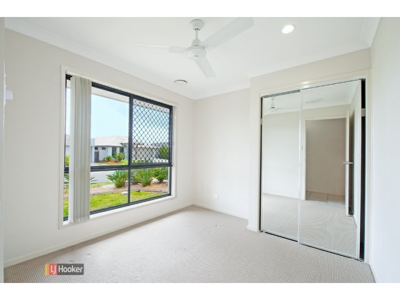 7 Nina Crescent, North Lakes QLD 4509