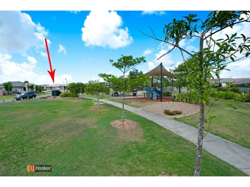 7 Nina Crescent, North Lakes QLD 4509