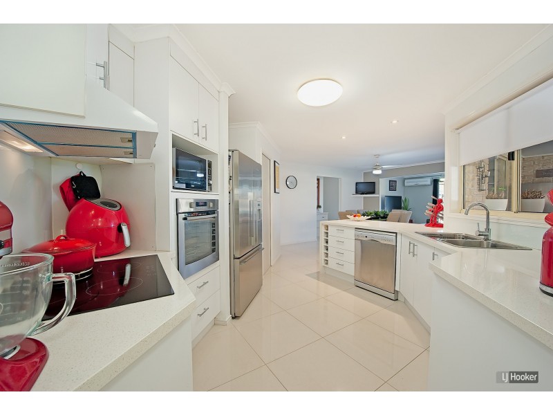 14 Willandra Parade, North Lakes QLD 4509