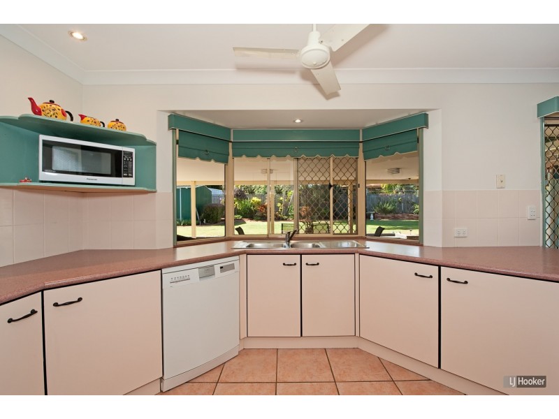 11 Brigalow Court, Murrumba Downs QLD 4503