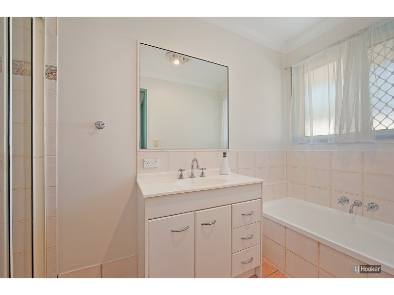 11 Brigalow Court, Murrumba Downs QLD 4503