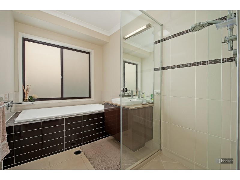 39 Honeyeater Crescent, Dakabin QLD 4503