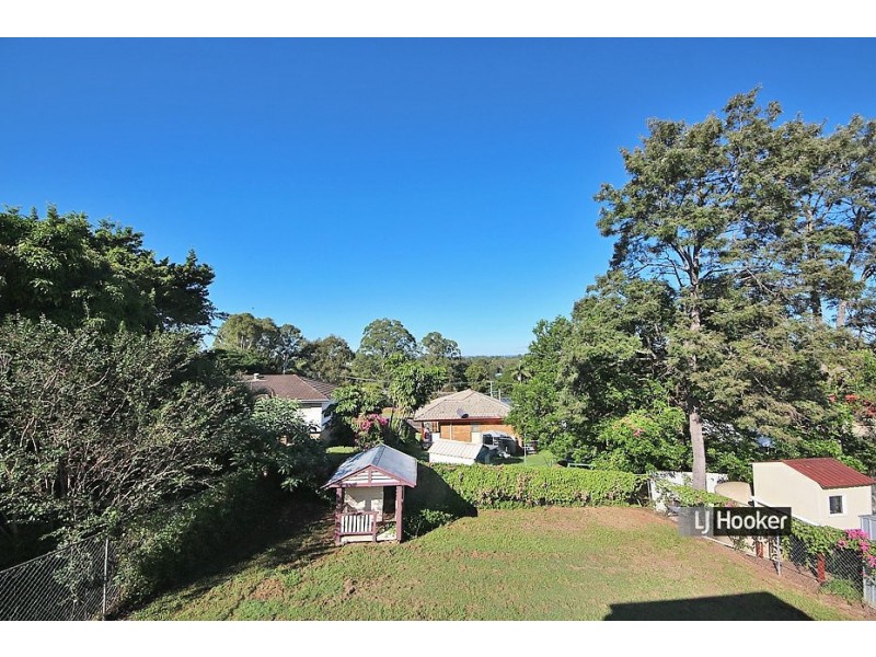 9 Crest Street, Kallangur QLD 4503