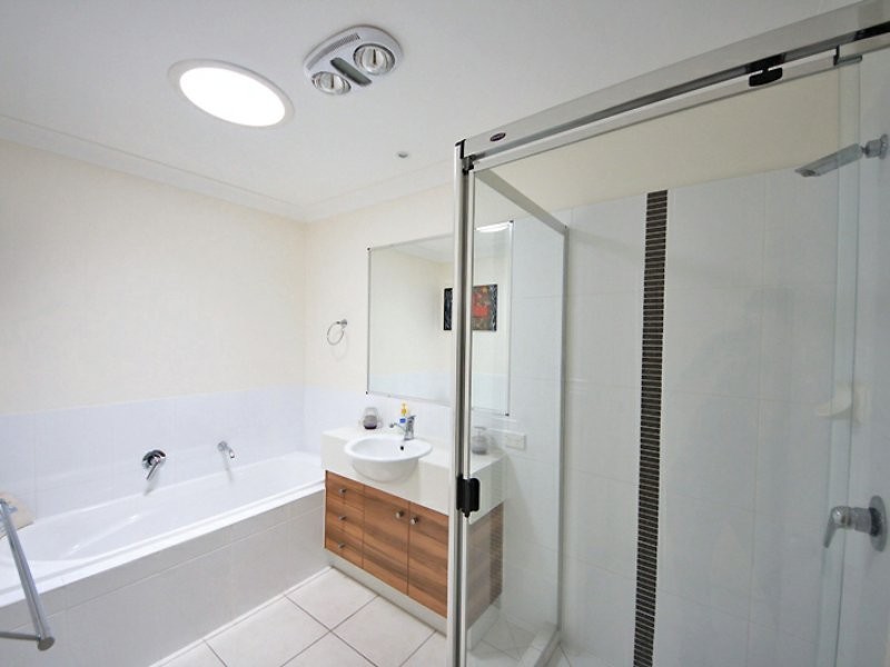 15 Jowarra Street, Kallangur QLD 4503