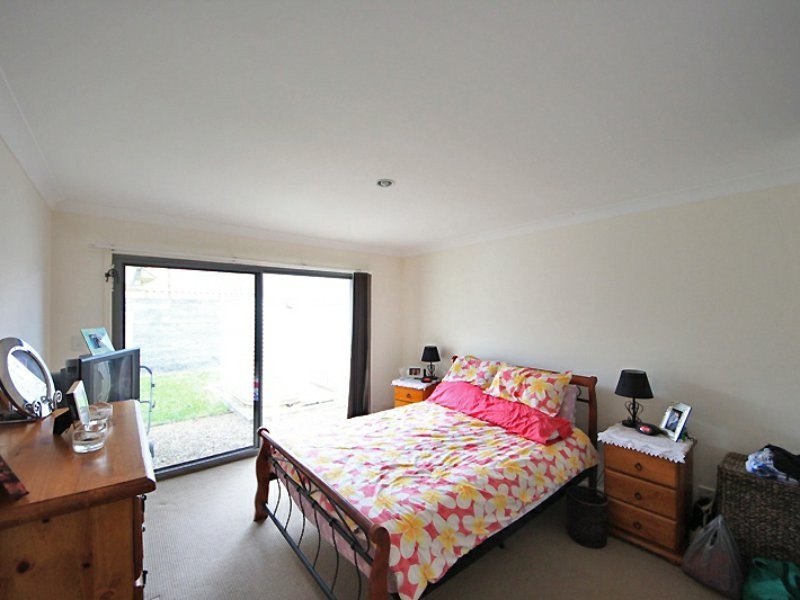 15 Jowarra Street, Kallangur QLD 4503