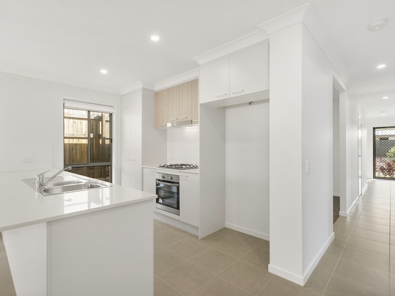 46 Gardenia Circuit, Dakabin QLD 4503