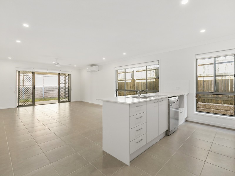 46 Gardenia Circuit, Dakabin QLD 4503