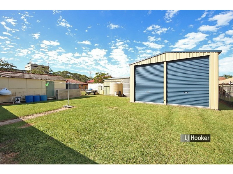 42 McAneny Street, Redcliffe QLD 4020