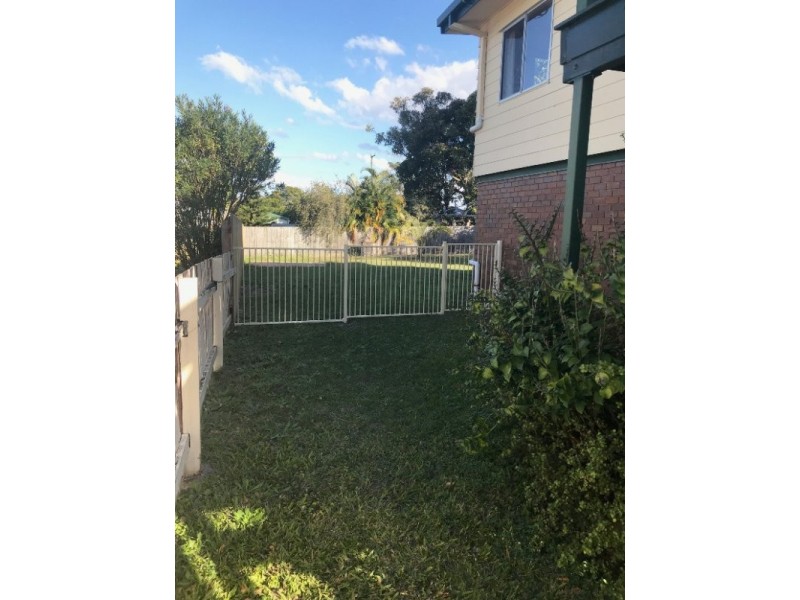 5 Hedge Street, Strathpine QLD 4500