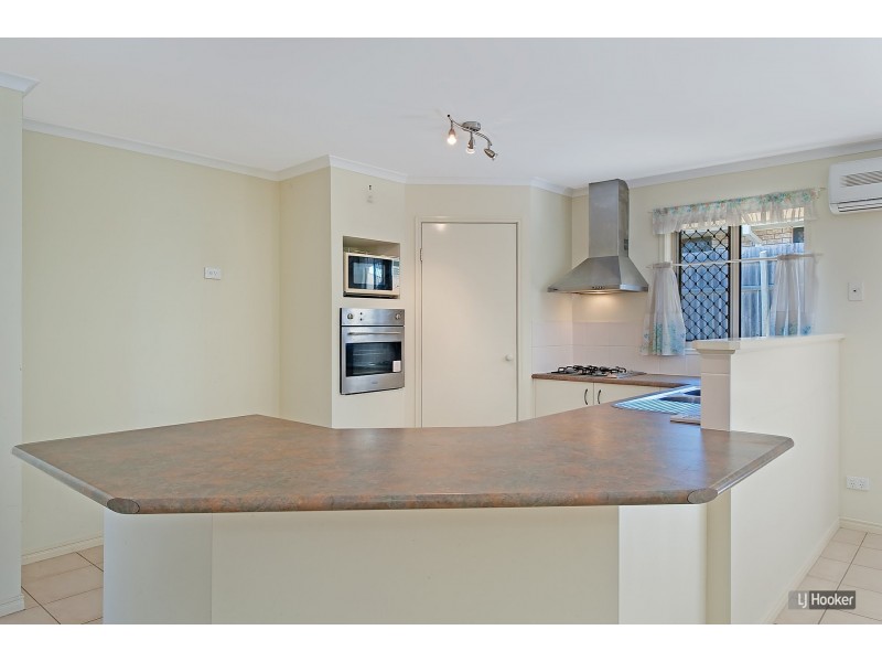 8 Kalamunda Street, North Lakes QLD 4509