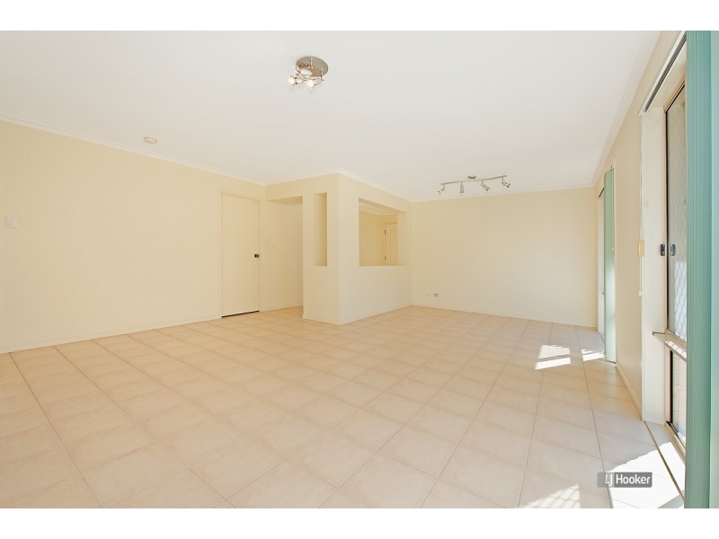 8 Kalamunda Street, North Lakes QLD 4509