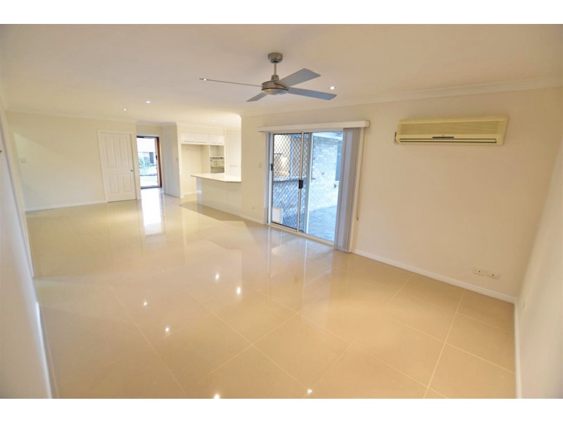 7 Crystelle Court, Murrumba Downs QLD 4503