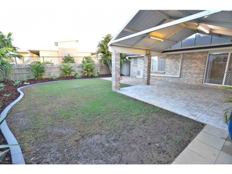 7 Crystelle Court, Murrumba Downs QLD 4503