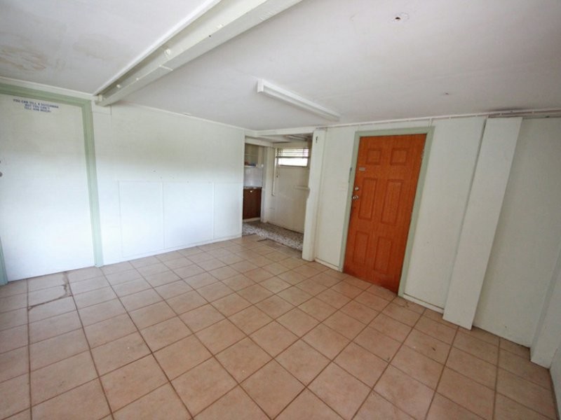 14 Dayboro Road, Petrie QLD 4502