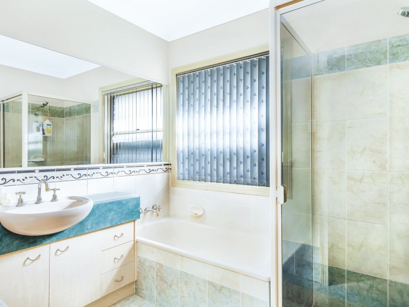 1 Chesterfield Drive, Murrumba Downs QLD 4503