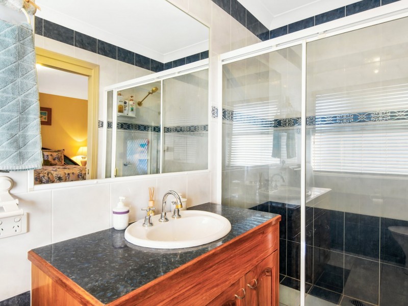 1 Chesterfield Drive, Murrumba Downs QLD 4503