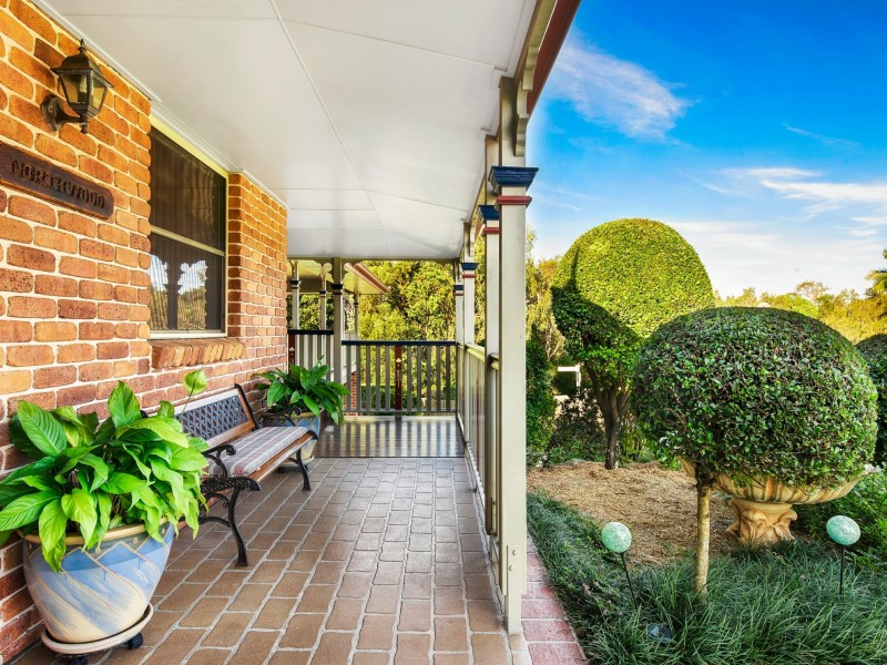1 Chesterfield Drive, Murrumba Downs QLD 4503