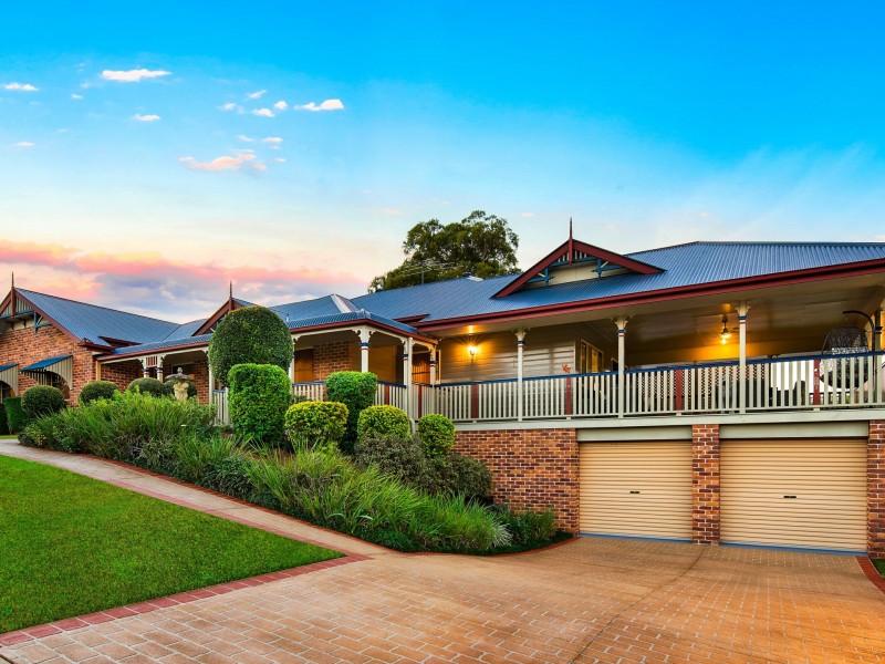 1 Chesterfield Drive, Murrumba Downs QLD 4503