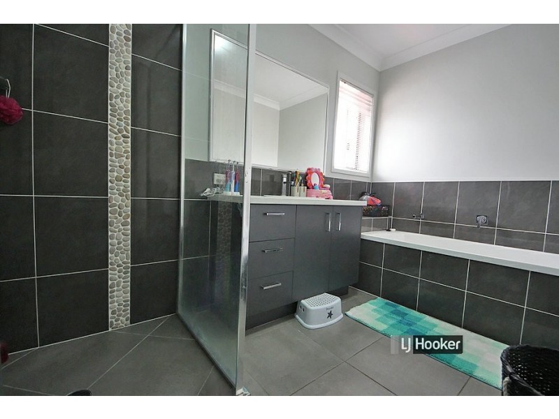 12 Swallow Street, Griffin QLD 4503