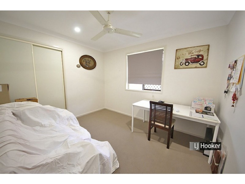 4 Mikaela Court, Kallangur QLD 4503