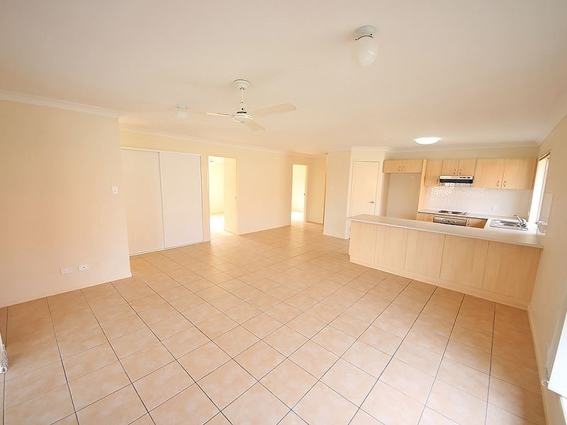 Rothwell QLD 4022