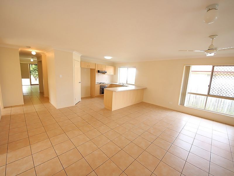Rothwell QLD 4022