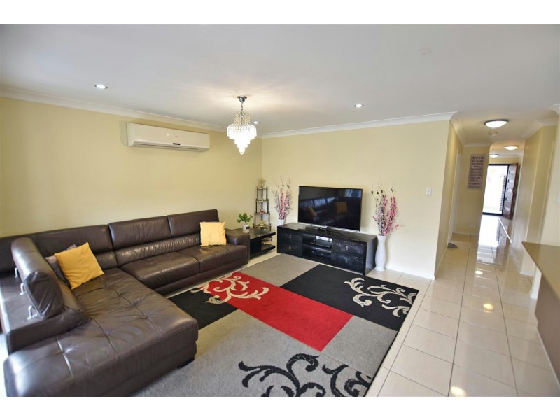 5 Moreton Street, Fitzgibbon QLD 4018