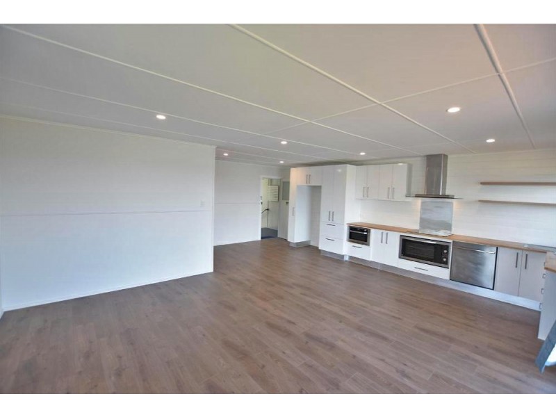 Unit 1/32 Woodcliffe Crescent, Woody Point QLD 4019