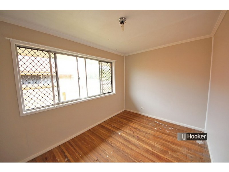 13 Baines Street, Kallangur QLD 4503