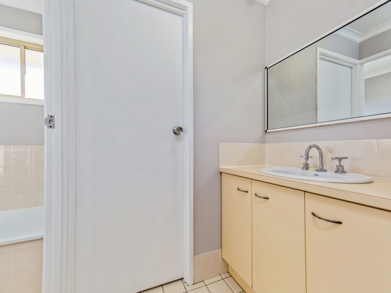 15 Poplar Place, Kallangur QLD 4503