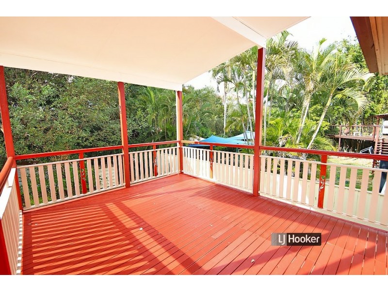 16 Arrakune Crescent, Kallangur QLD 4503