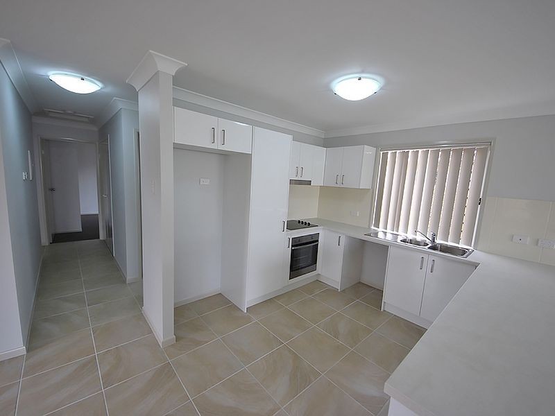 Unit 2/27A Old Gympie Road, Kallangur QLD 4503