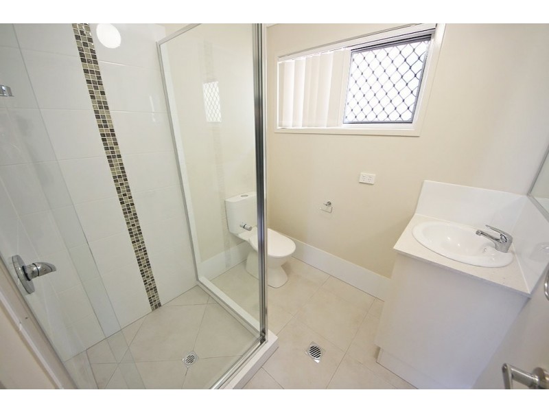 Unit 2/43 Old Dayboro Road, Petrie QLD 4502