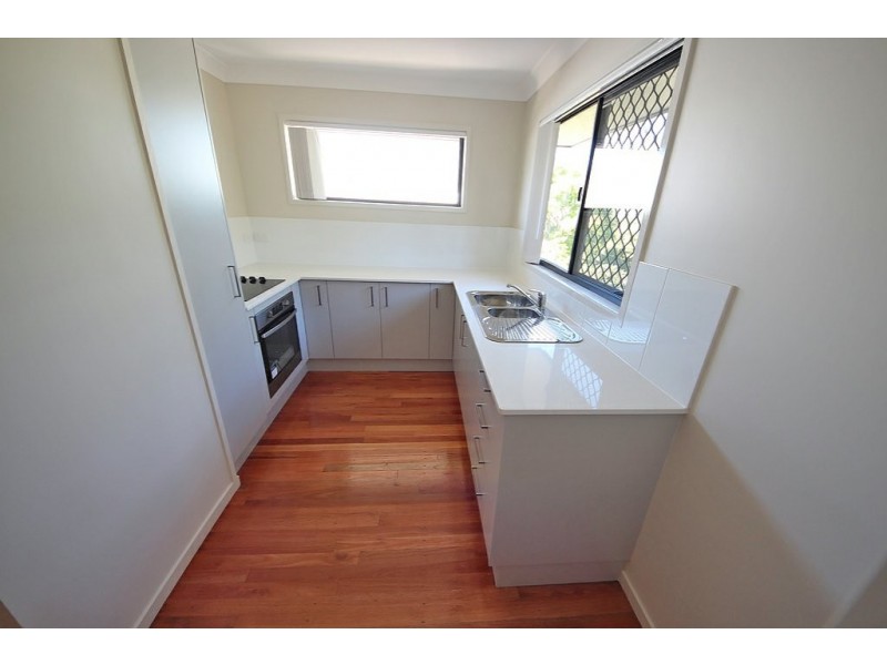 2/45 Old Dayboro Road, Petrie QLD 4502