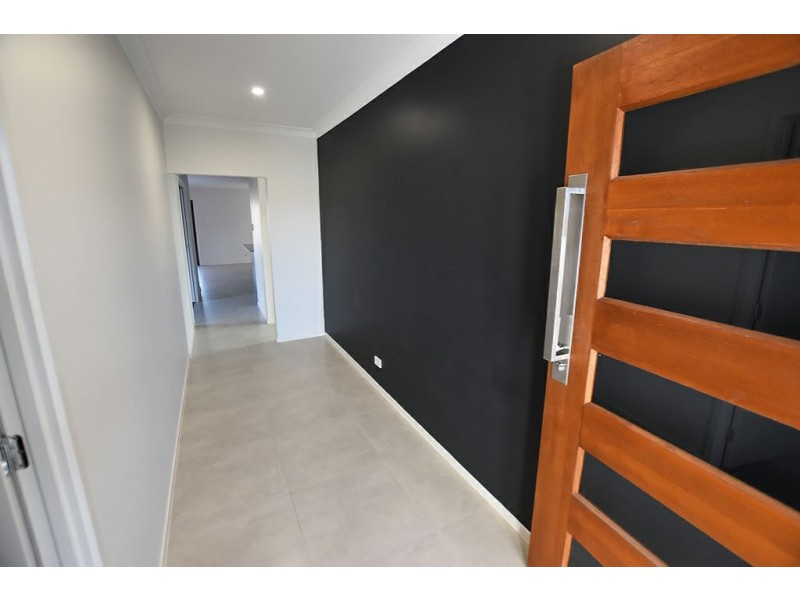 76 Surround Street, Dakabin QLD 4503