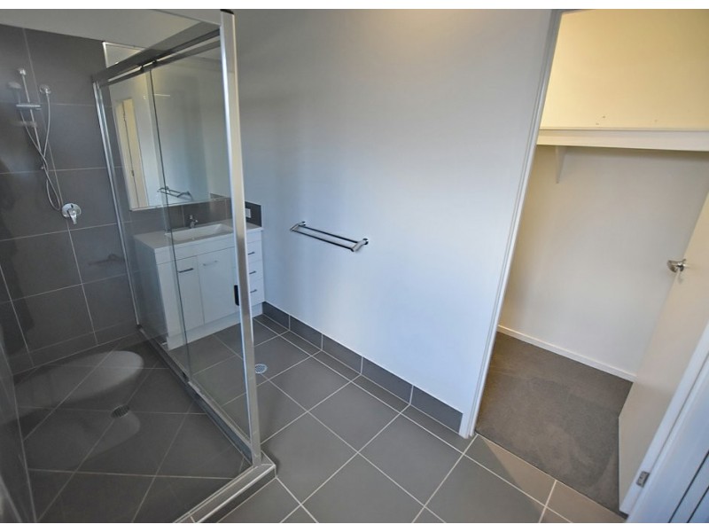 76 Surround Street, Dakabin QLD 4503