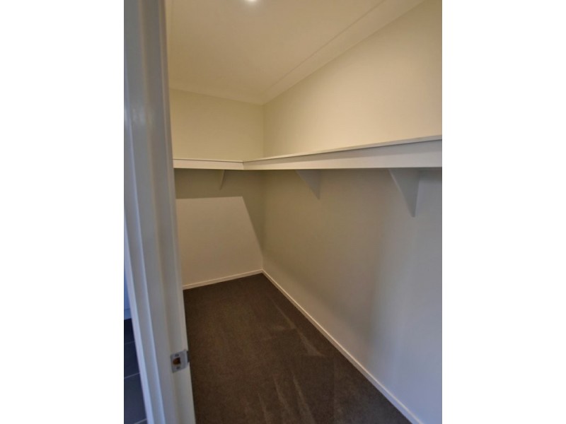 76 Surround Street, Dakabin QLD 4503