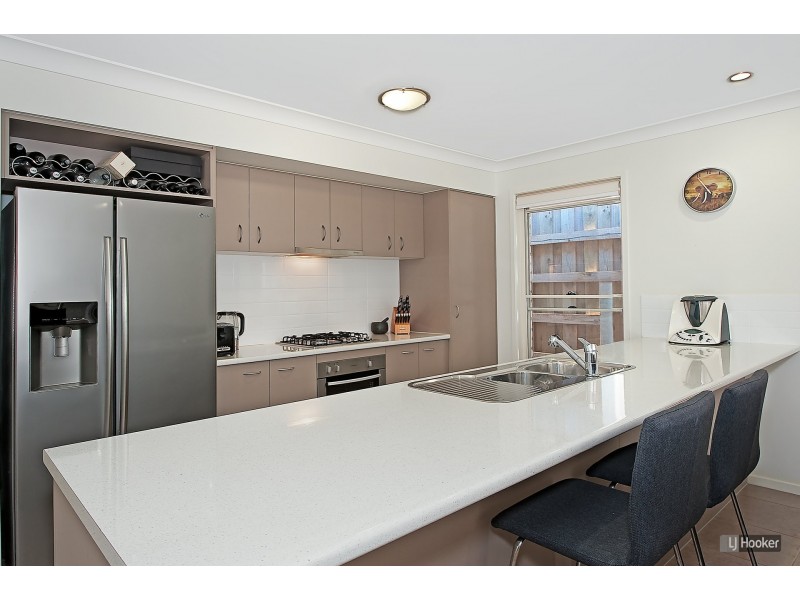 70 Olsen Circuit, Kallangur QLD 4503