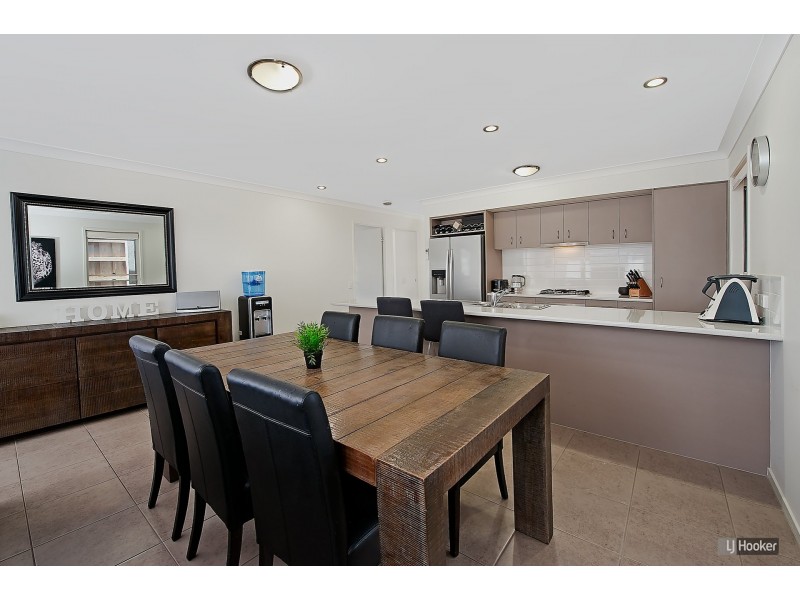 70 Olsen Circuit, Kallangur QLD 4503