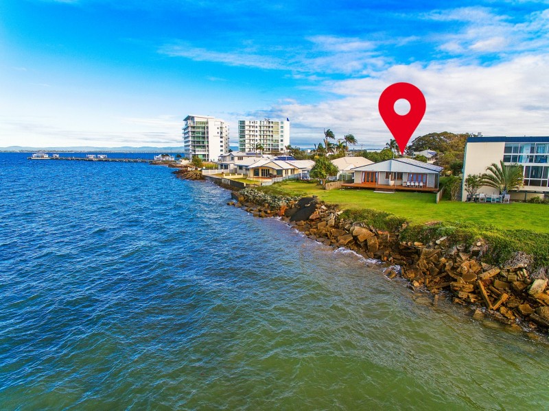 32 Woodcliffe Crescent, Woody Point QLD 4019