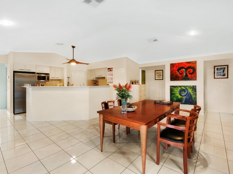 2 Nutmeg Drive, Griffin QLD 4503