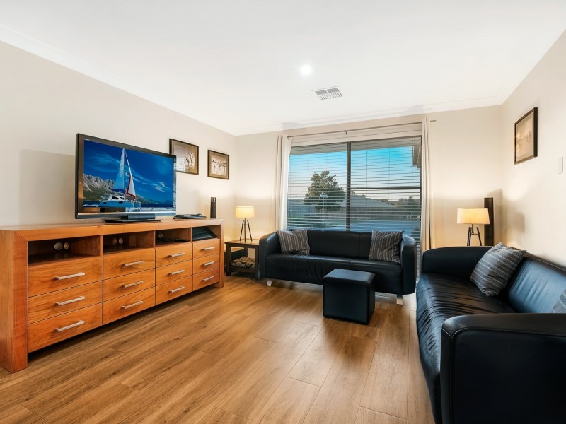 2 Nutmeg Drive, Griffin QLD 4503