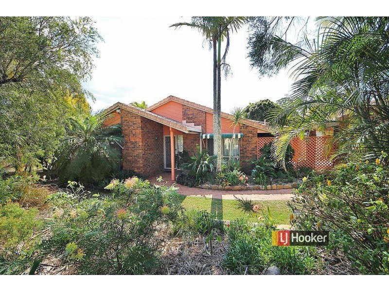 16 Wyara Court, Petrie QLD 4502