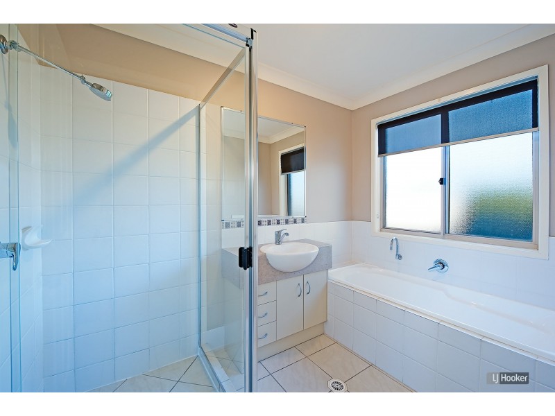 8 Ulysses Street, Kallangur QLD 4503