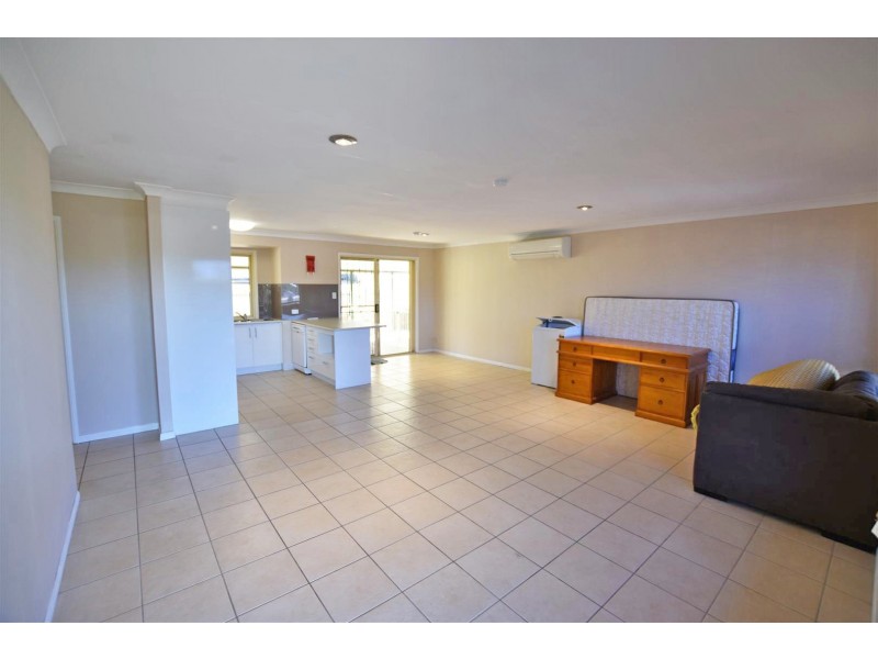 75 Balstrup Road, Kallangur QLD 4503