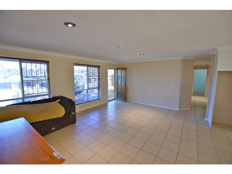 75 Balstrup Road, Kallangur QLD 4503