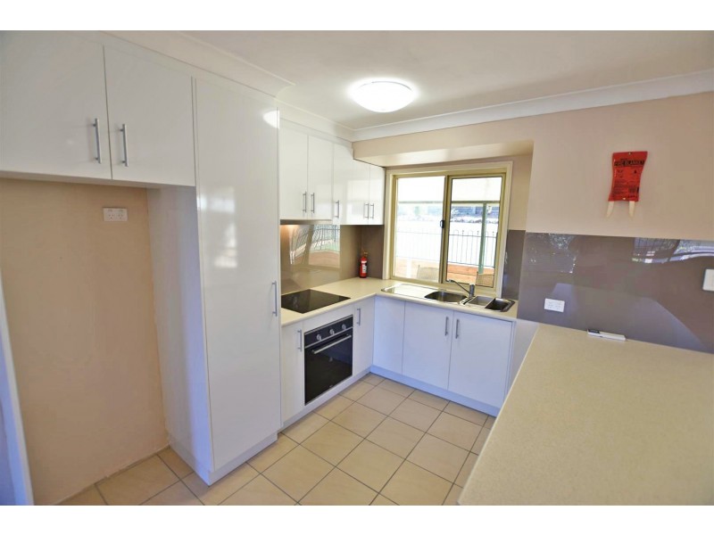 75 Balstrup Road, Kallangur QLD 4503