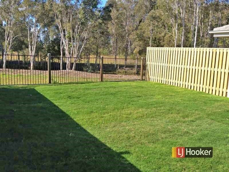 1 & 2/19 Racemosa Street, Caboolture QLD 4510